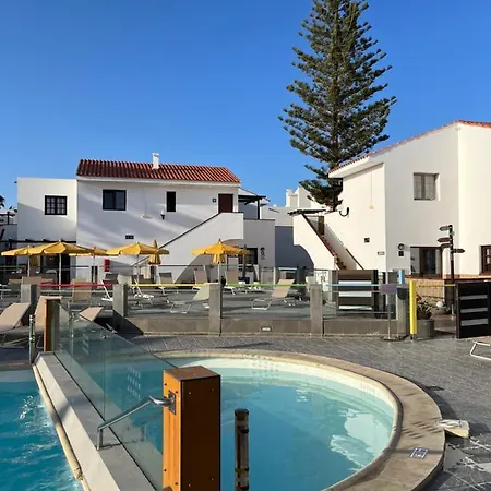 Poema De Liria Apartment